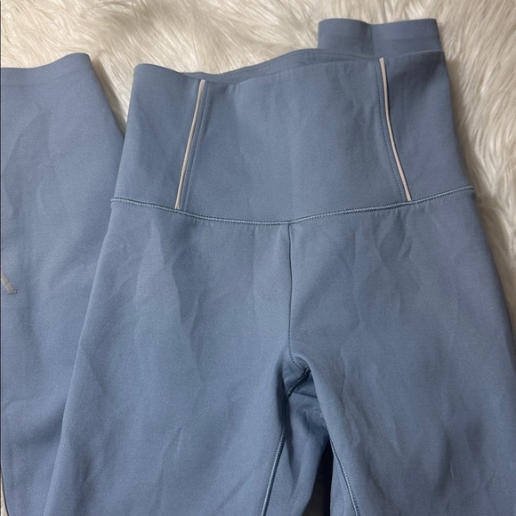 Vuori Evolve Lunar Legging size XS - Picture 6 of 7
